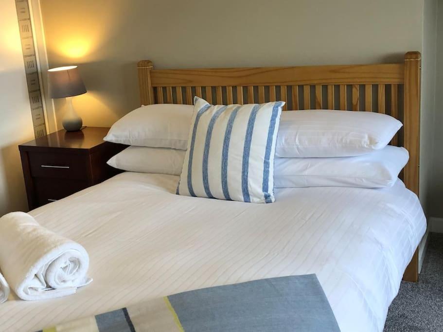 5 Shore Street — 4-Star Luxury Hotel in Donaghadee, United Kingdom