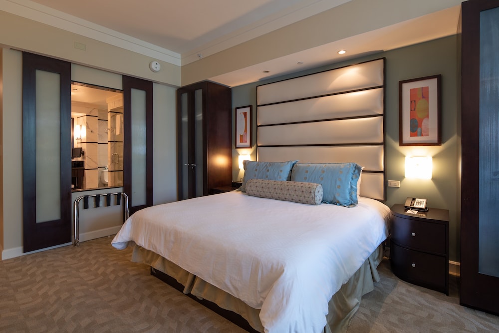 Fontainebleau Miami Beach Private Luxury Suites - photo 12