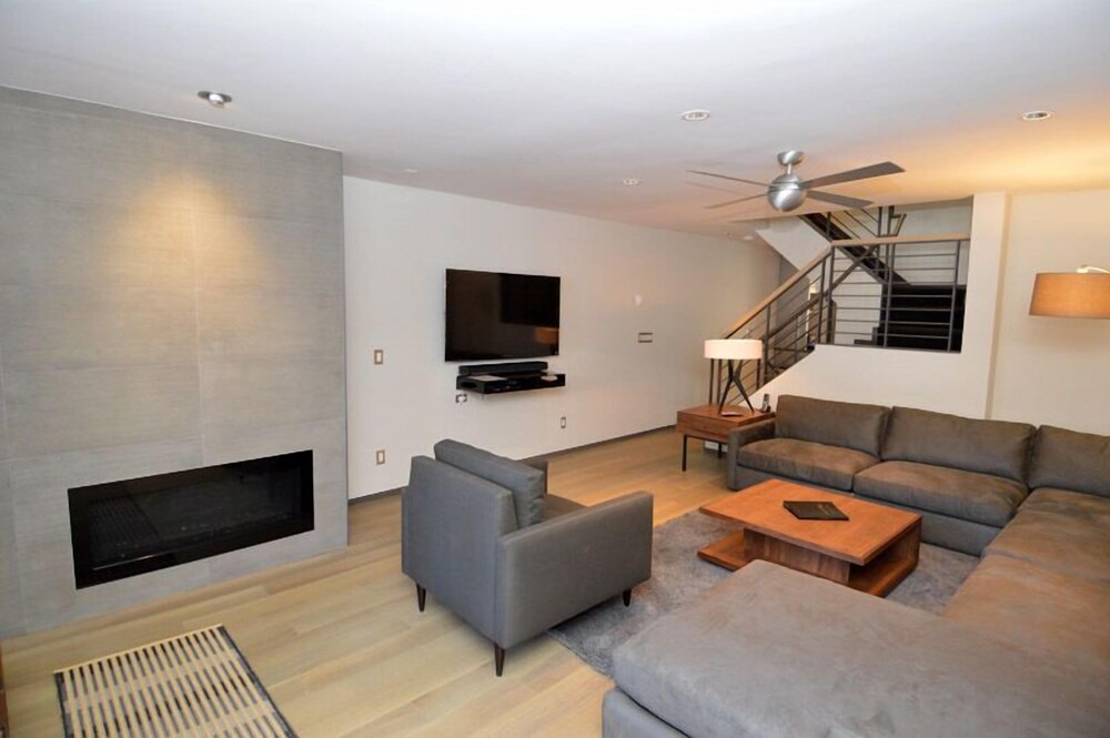 Alpenblick Townhomes - photo 32