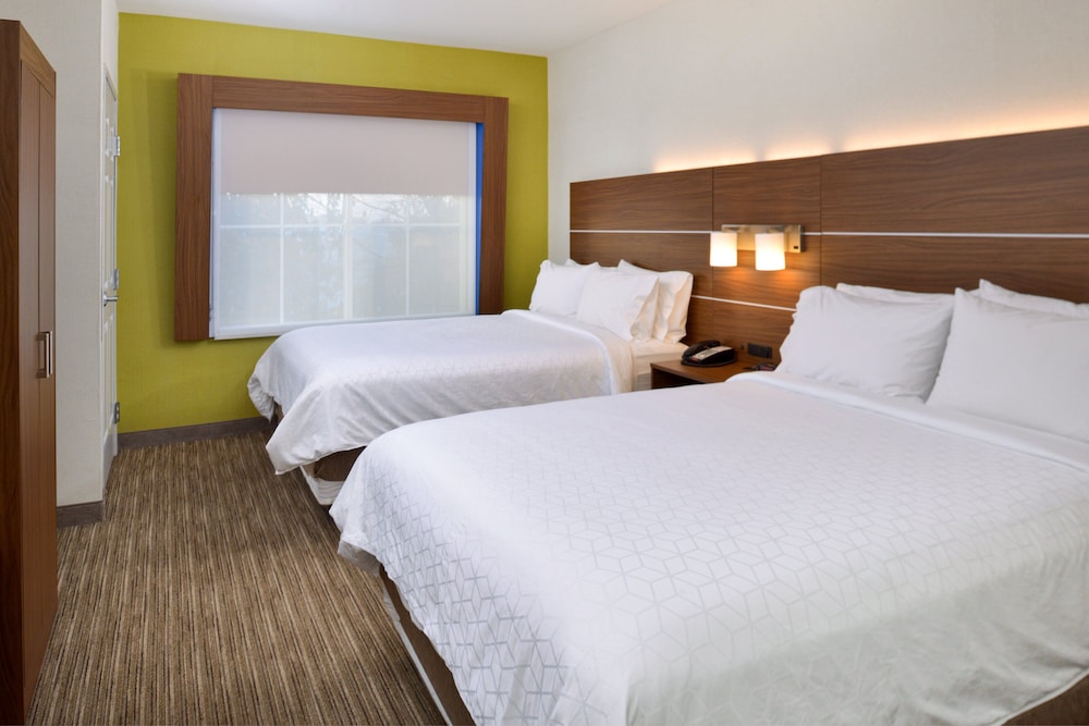 Holiday Inn Express Lodi - photo 11
