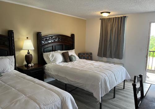 Ballparks Inn - photo 6