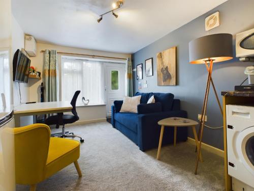 Lovely 1 bedroom apartment with parking