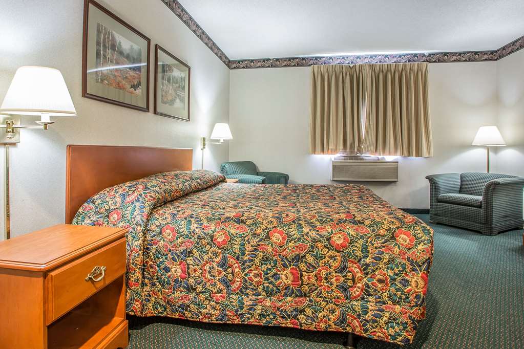 Rodeway Inn Bedford PA - photo 17