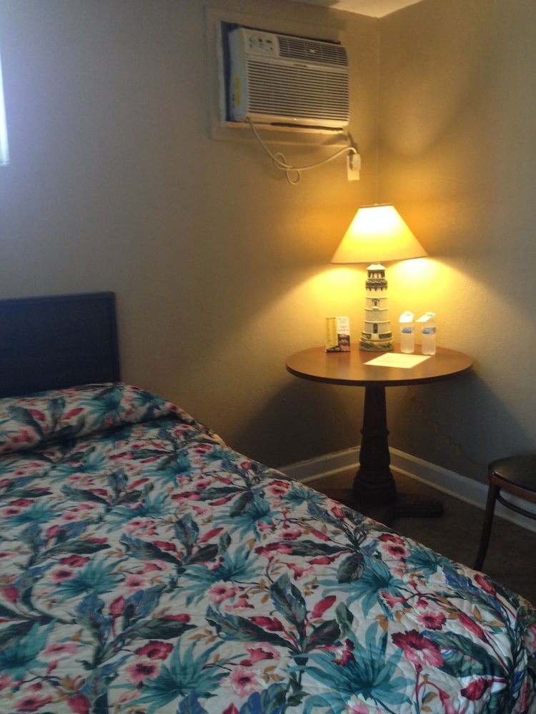 Oasis Motel - last minute hotel in Myrtle Beach