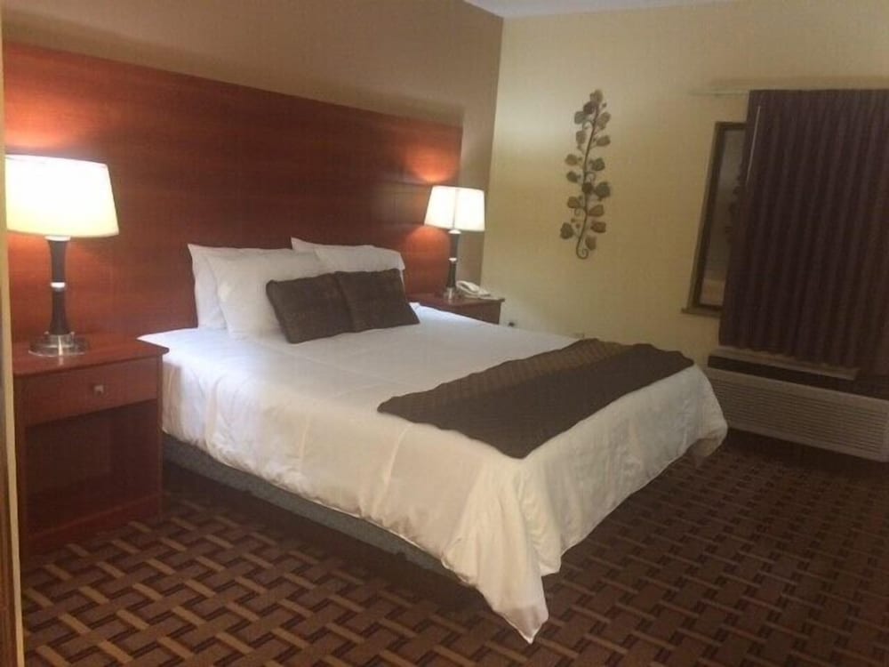 Baymont by Wyndham Paducah - photo 14