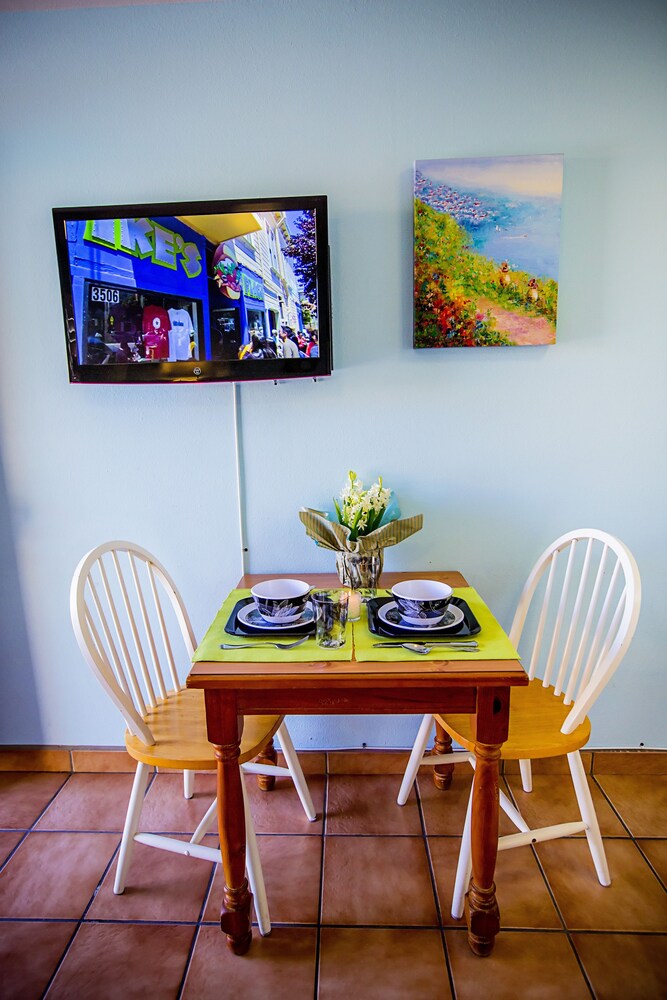Leucadia Beach Inn - photo 28