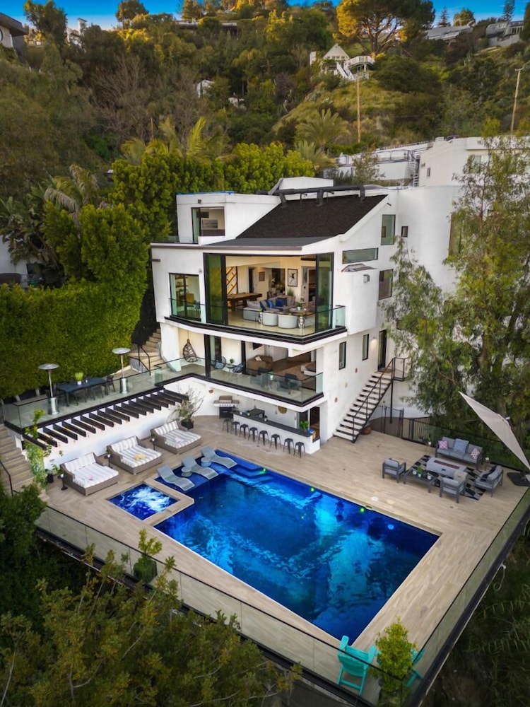 Franklin Modern — West Hollywood