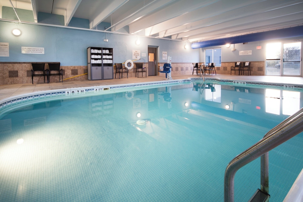 Holiday Inn Express Hotel & Suites Canyon by IHG - photo 54