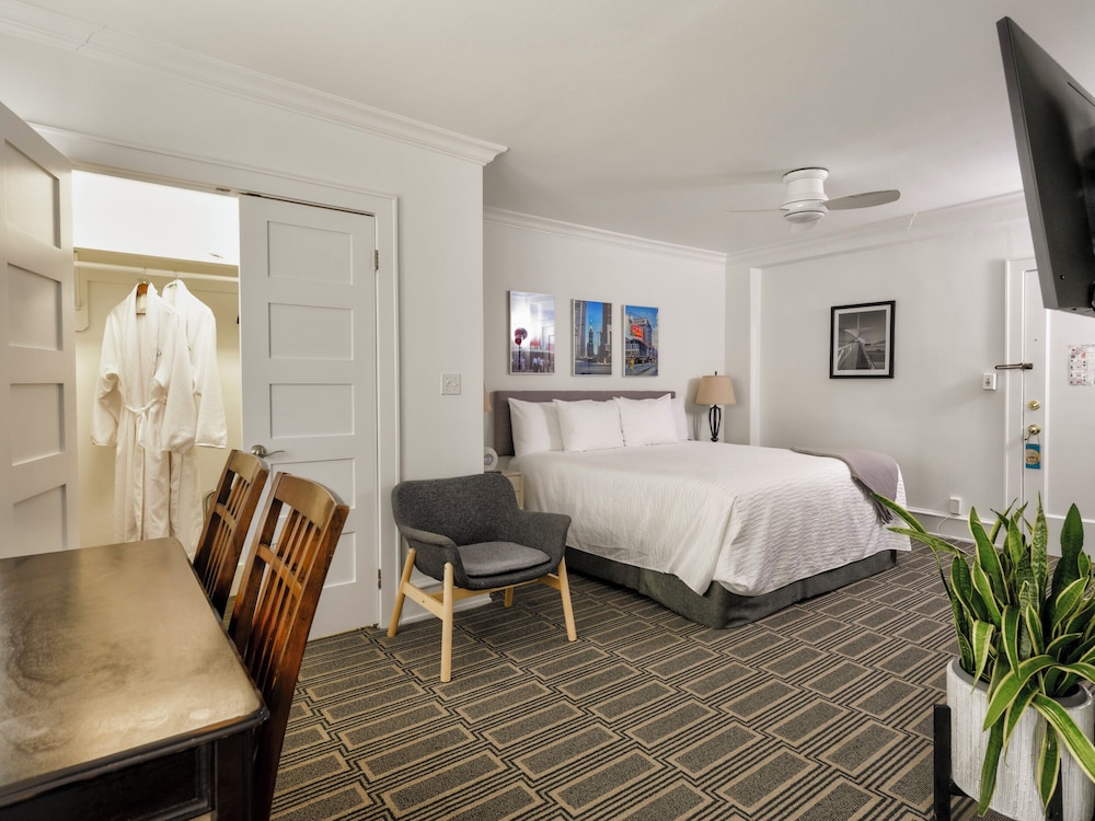 The Plaza Hotel - photo 24