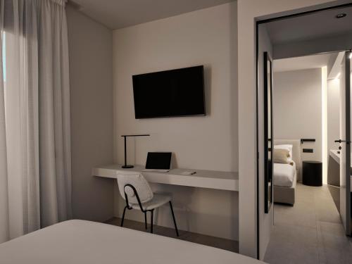 Bond Smart Living Suites — Khalandrion — photo 3