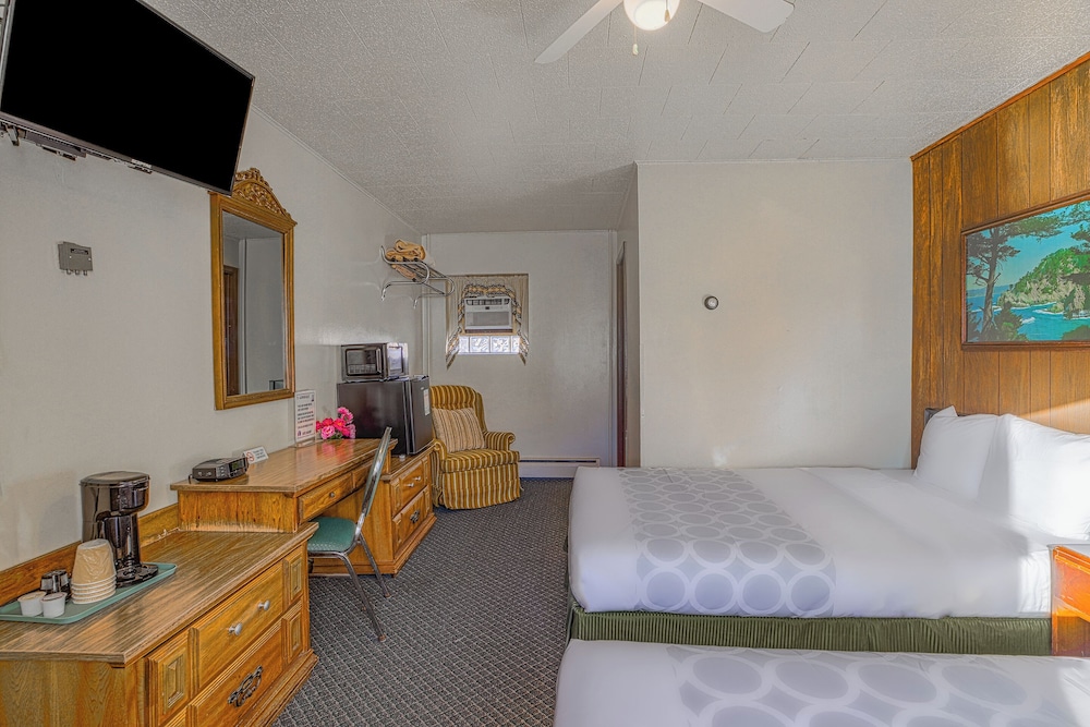 Love Hotels Silver Street by OYO at Hurley WI - photo 14