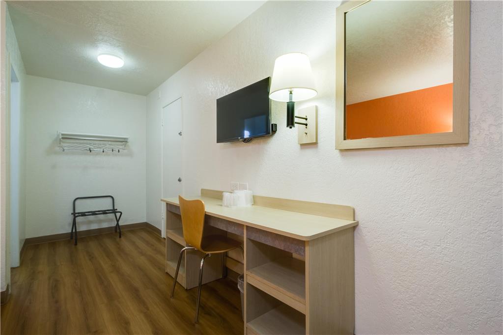 Motel 6 Lakewood CO - photo 22