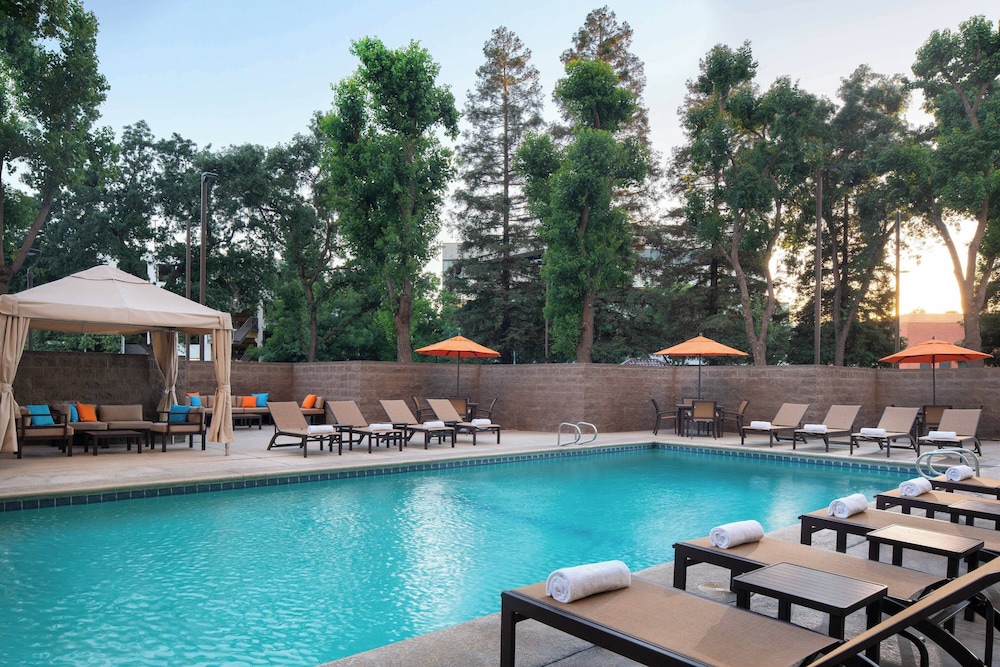 Visalia Marriott at the Convention Center - photo 26