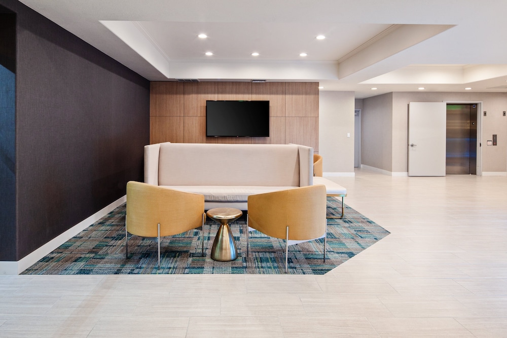 Holiday Inn Express Hotel & Suites Hollywood Walk of Fame by IHG - photo 65