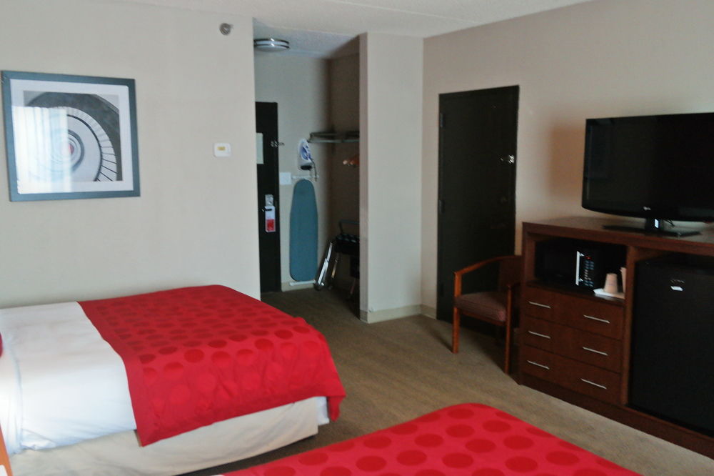 Ramada Waukegan Gurnee - photo 31