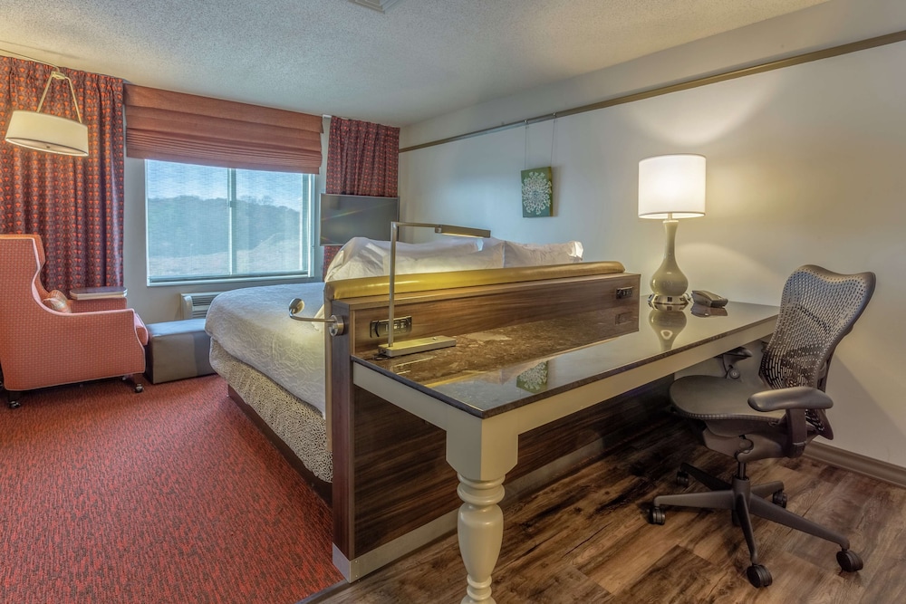Hilton Garden Inn Owings Mills - photo 6