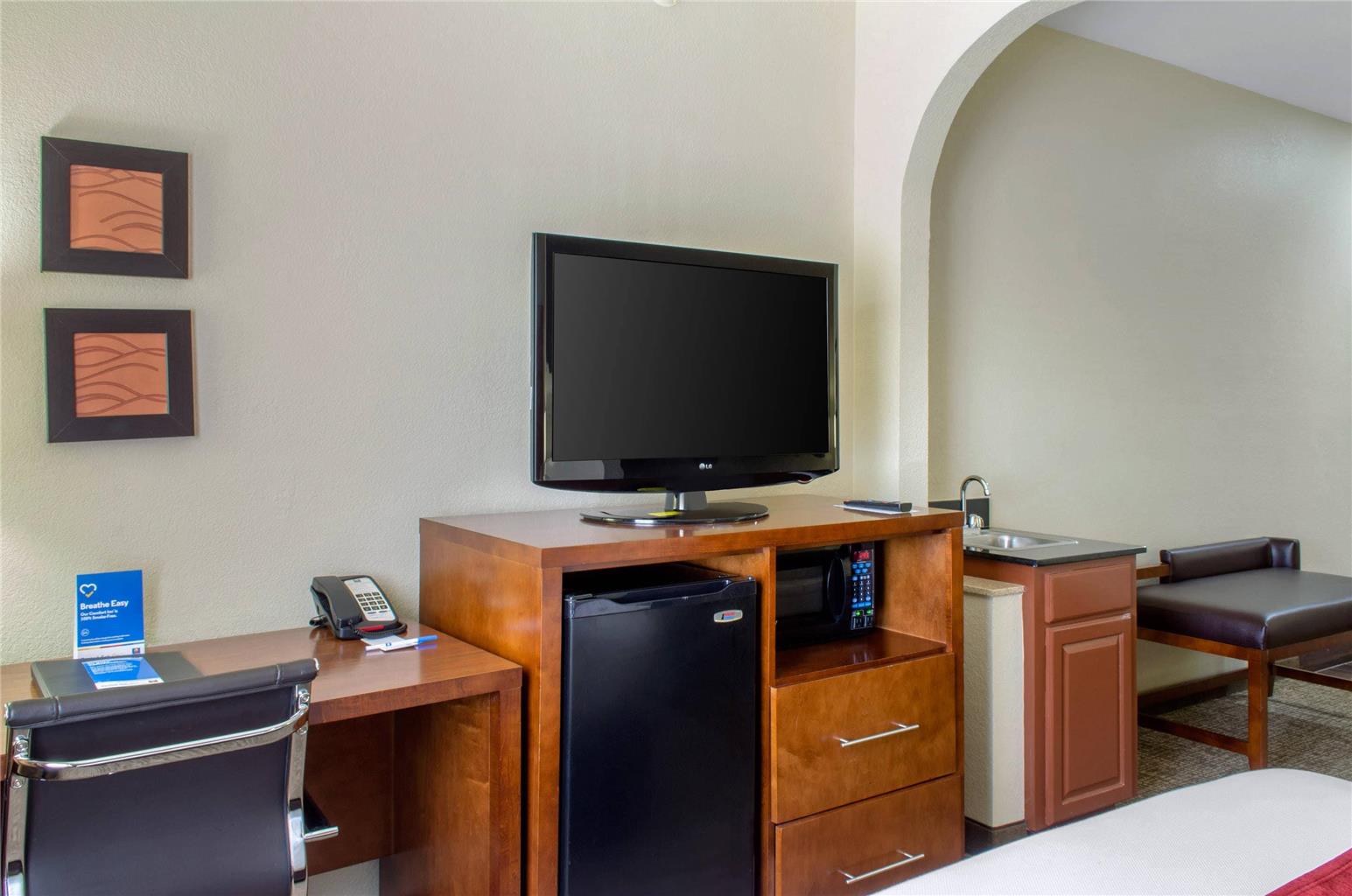 Comfort Inn & Suites Covington Mandeville - photo 27