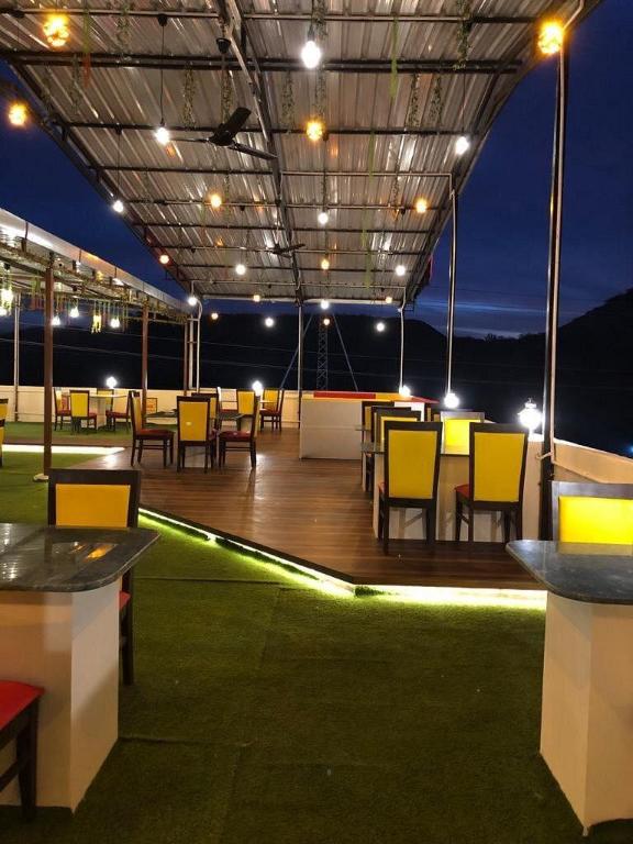 WanderCrew in Manali, India