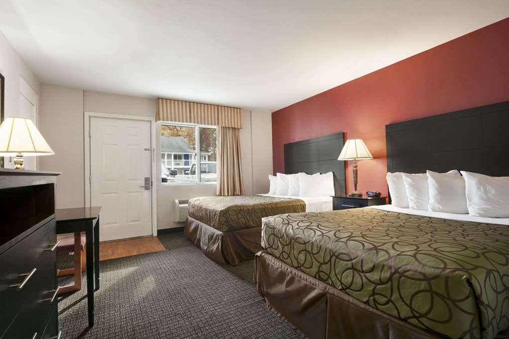 Travelodge By Wyndham Traverse City Mi - photo 8