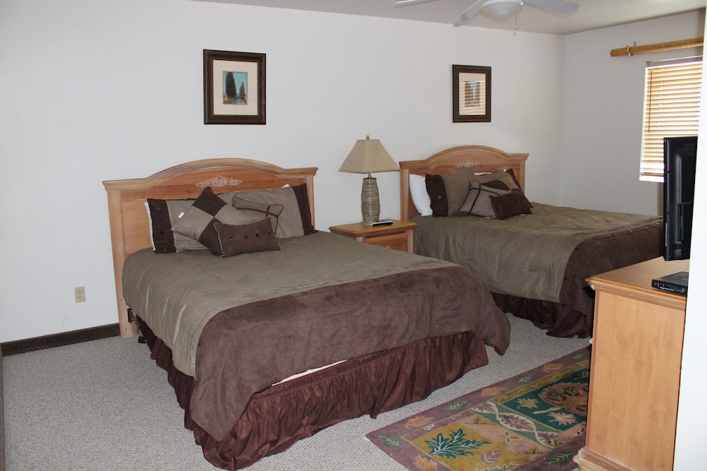 Edelweiss Resort and Restaurant - photo 41