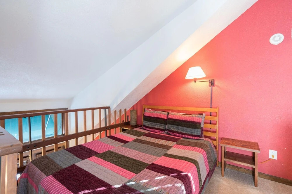Manitou Lodge 11 Hotel Room by Alpine Lodging Telluride - photo 3