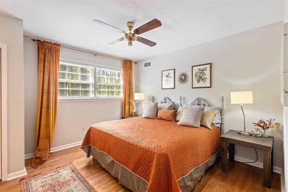 5BR Woodland Retreat Kayak Fish Pond Rest — hotel in North Augusta