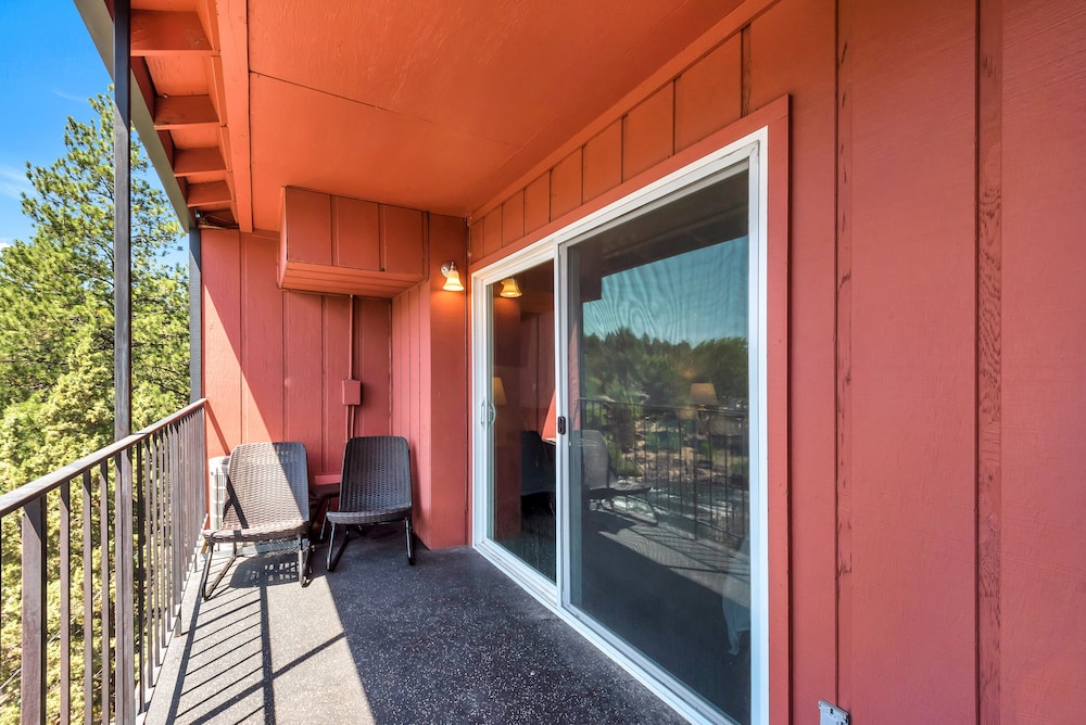 Bend Riverside Inn & Suites - photo 293