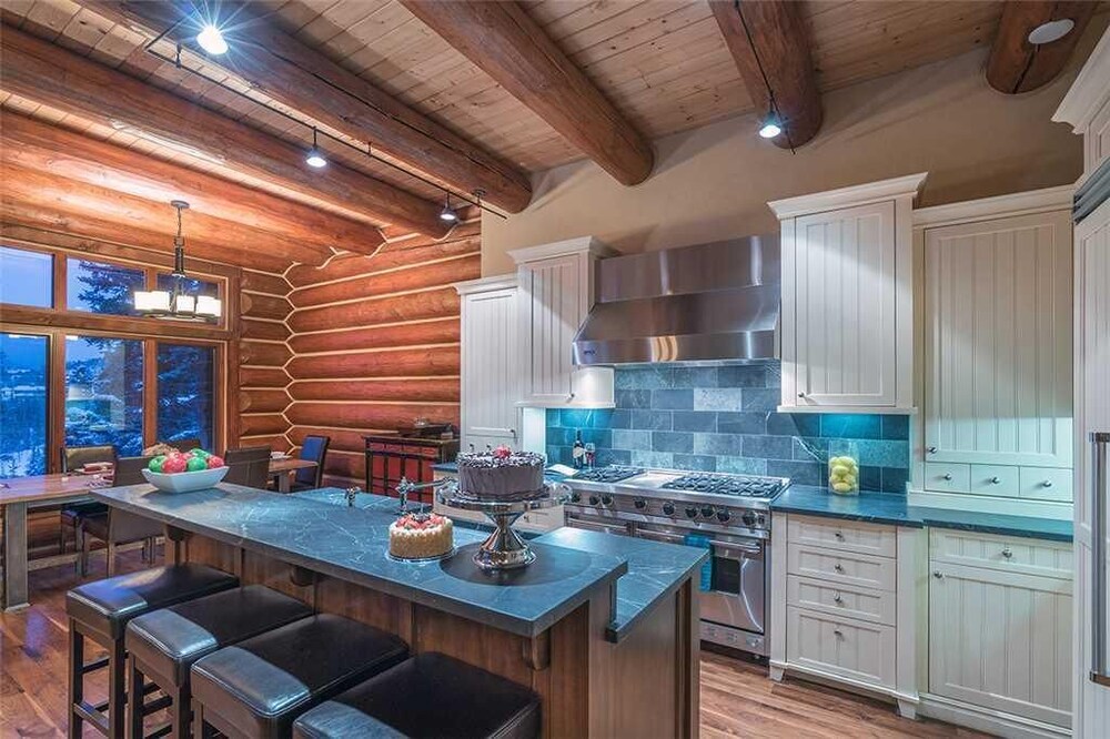 Prospect Falls by Exceptional Stays - photo 9