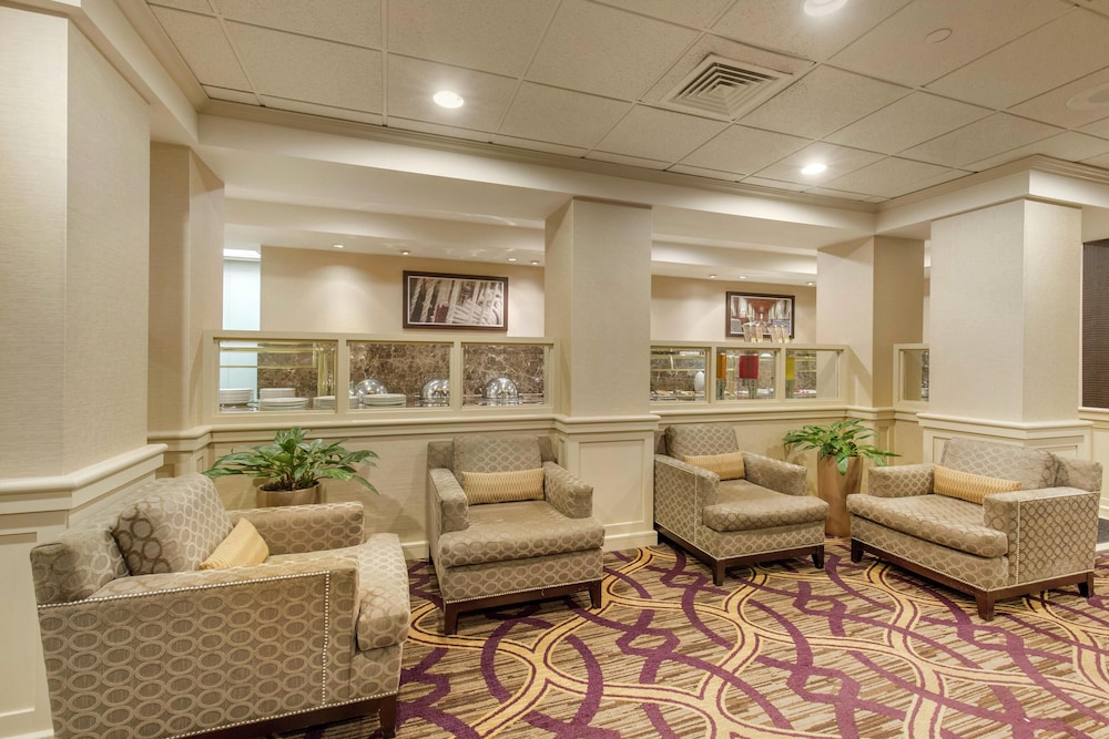 DoubleTree by Hilton Downtown Wilmington Legal District — Wilmington — photo 4