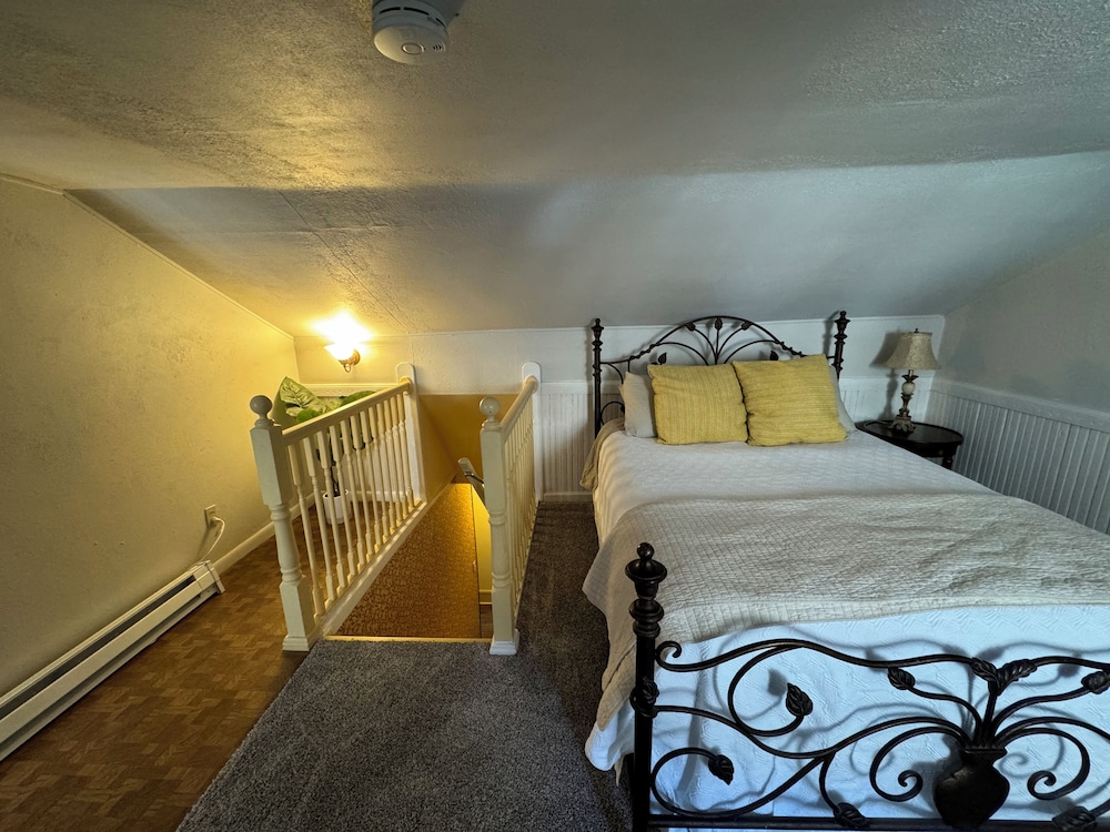 St James Hotel - photo 19