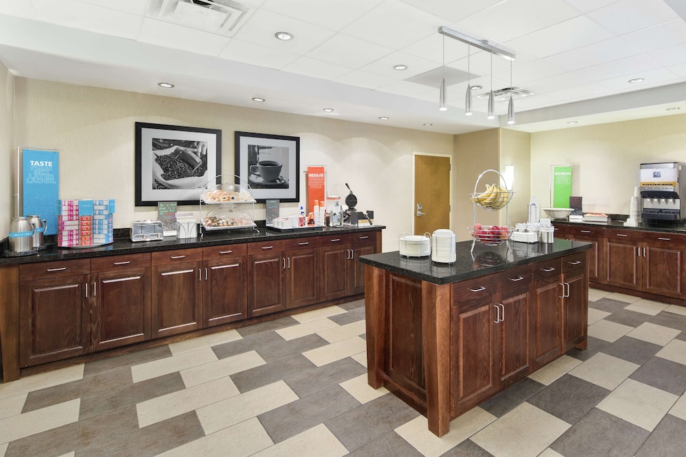 Hampton Inn by Hilton Columbus South Fort Benning - photo 25