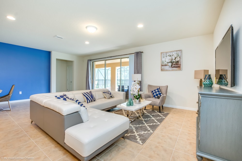 H8875 Ultimate Brand new 8bedroom 6bathroom Resort - photo 39