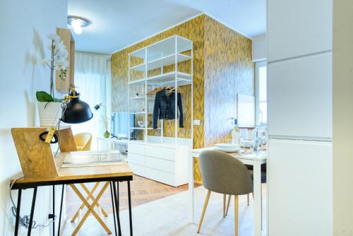 GuestHost Casa Mary Lou — 4-Star Luxury Hotel in Milan, Italy