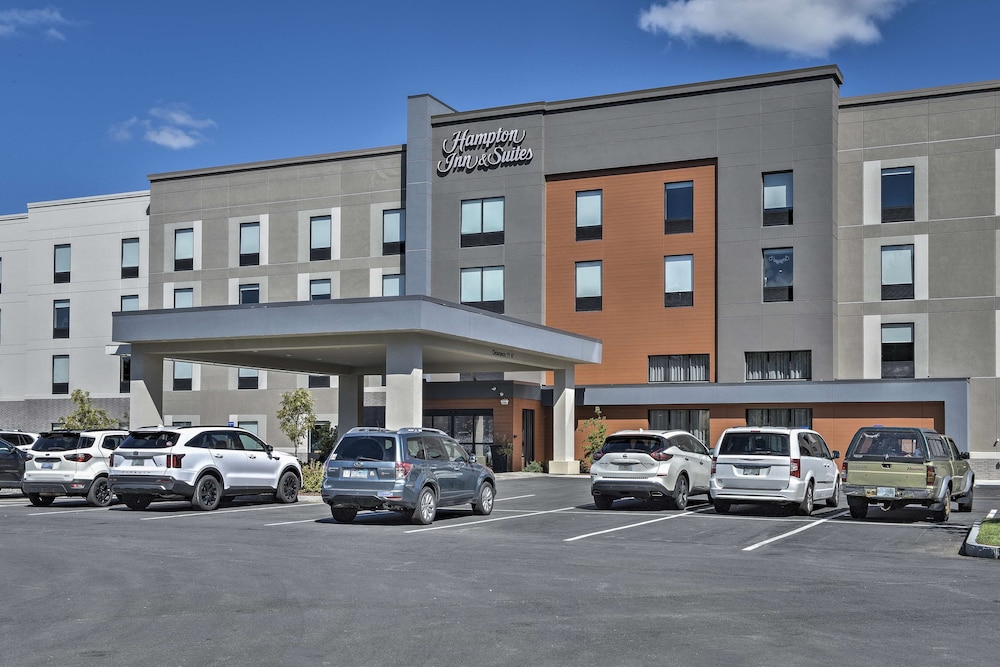 Hampton Inn & Suites by Hilton Keene - photo 22