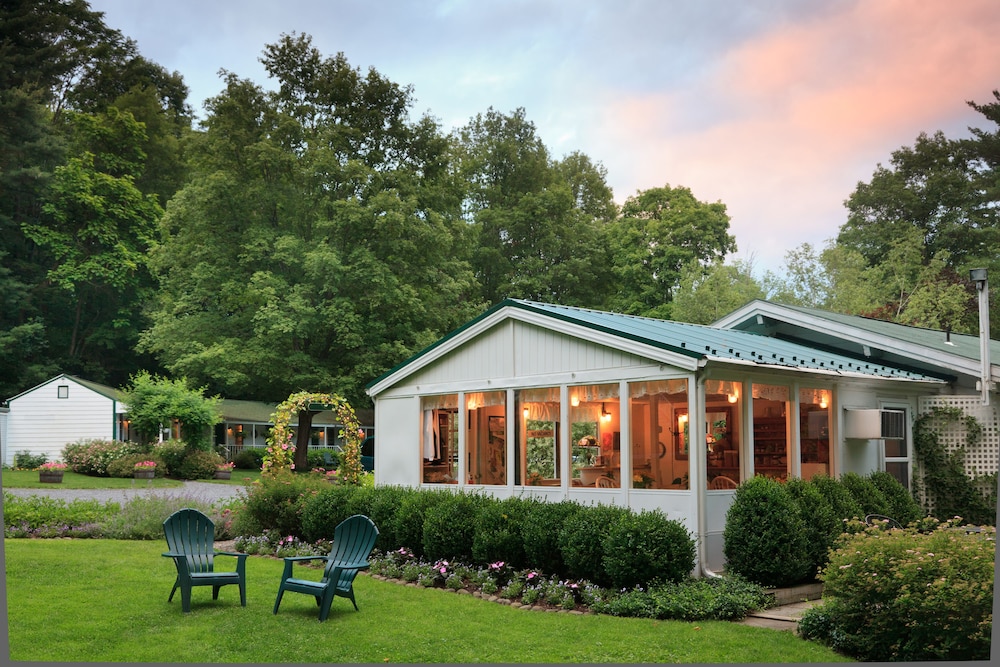 The Woodstock Inn on the Millstream in Woodstock, United States