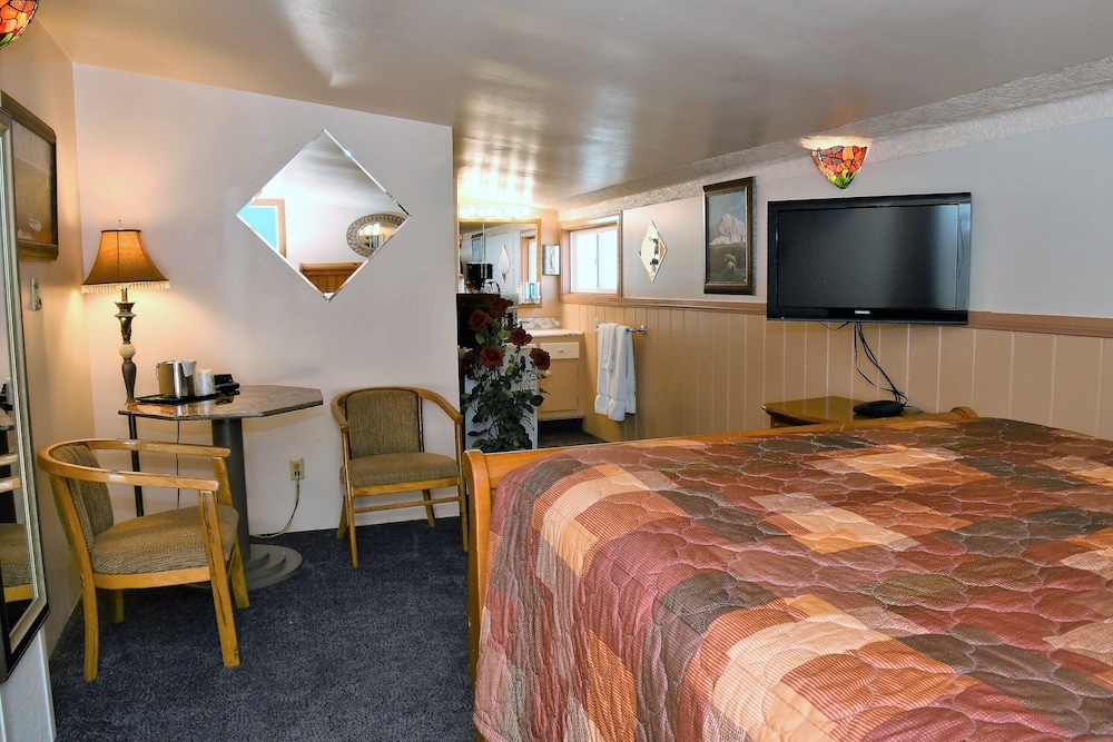 Kern Lodge Kernville - photo 30