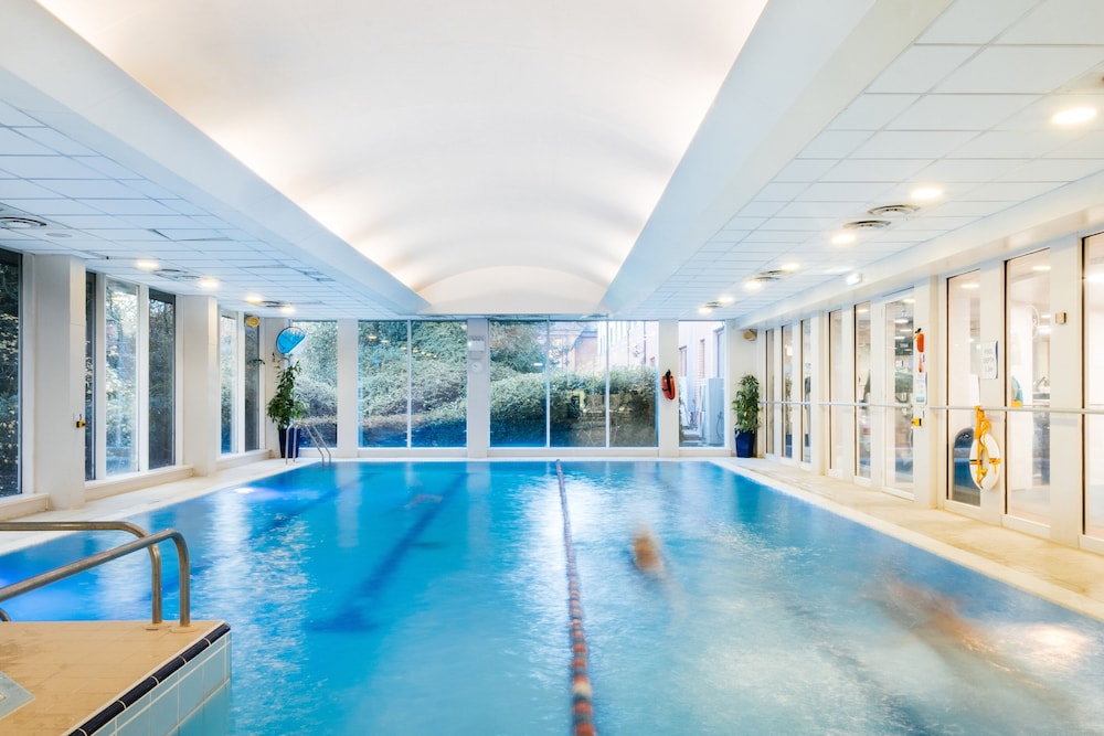 Holiday Inn Hemel Hempstead M1 Jct. 8 - carbon neutral hotel in Hemel Hempstead