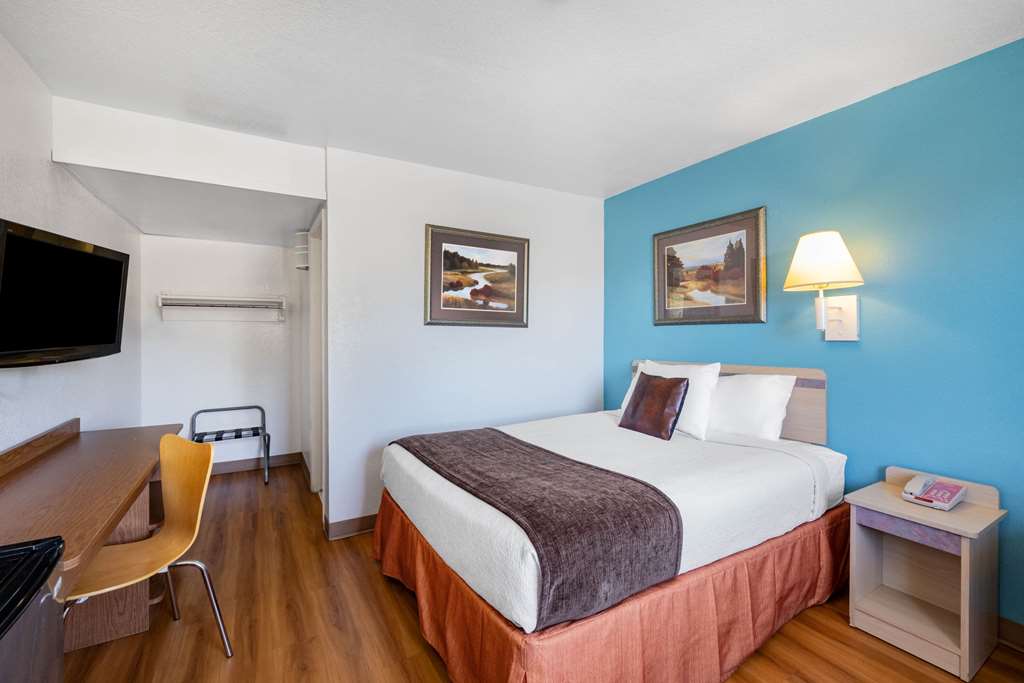 Travelodge by Wyndham Miles City - photo 14