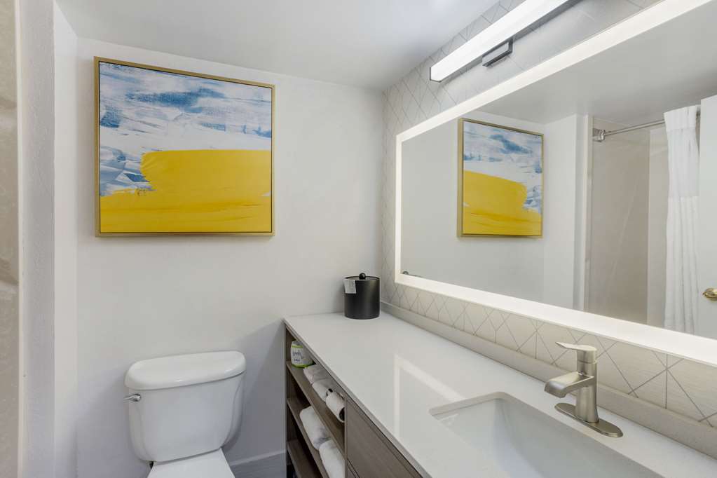 Comfort Inn & Suites Voorhees Mt. Laurel - photo 11