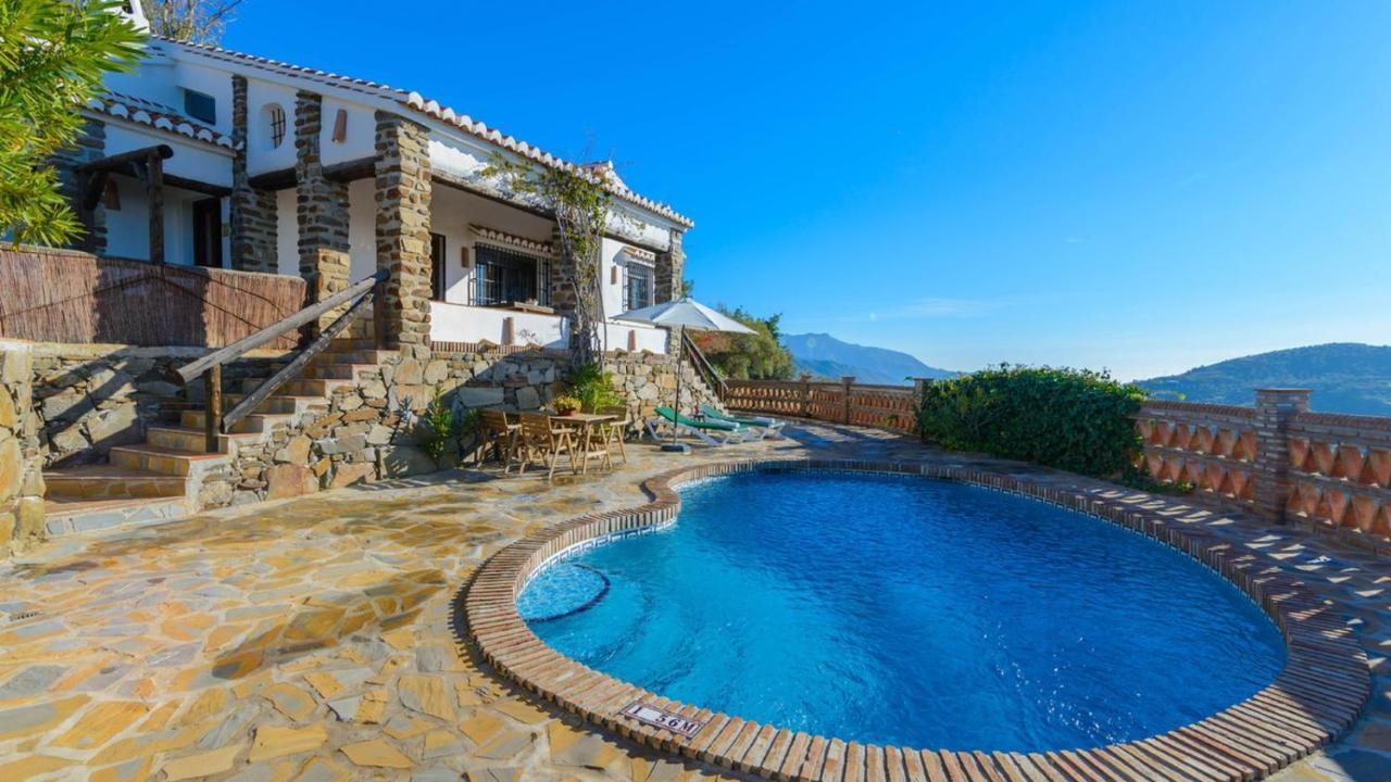 Finca Durillo Cómpeta by Ruralidays — 4-Star Luxury Hotel in Competa, Spain