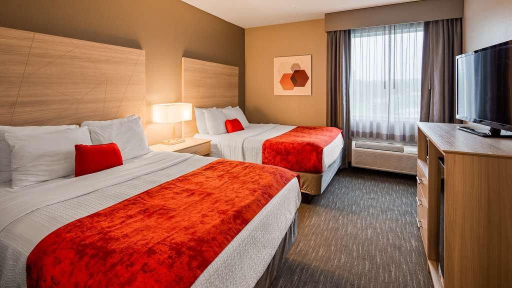 Best Western Plus New Cumberland Inn & Suites - photo 23