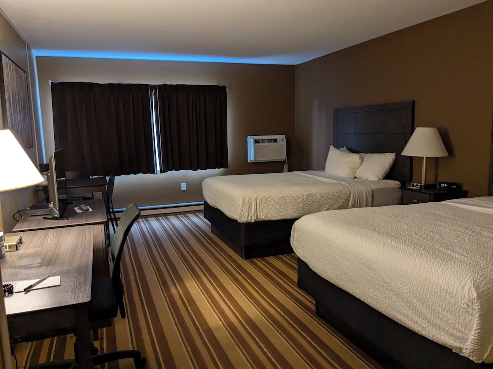 Magnuson Hotel Copper Crown - photo 19