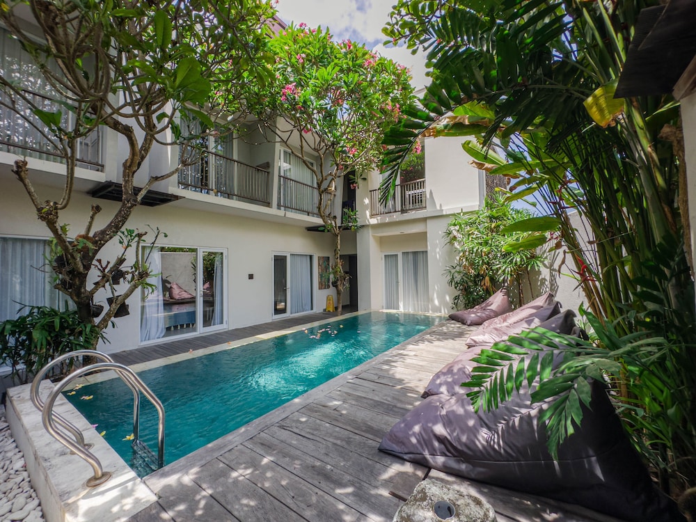 Hola Seminyak - last minute hotel in Seminyak