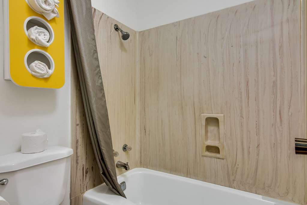 Motel 6 Longview TX North - photo 16