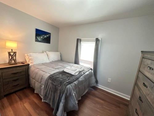 Home Plate Apt 2 All Star Baseball Rentals — Oneonta — photo 4