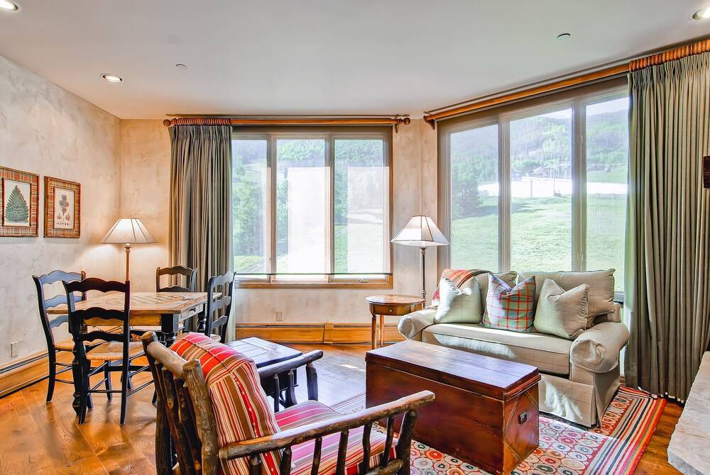 Highlands Slopeside by East West Hospitality - photo 247