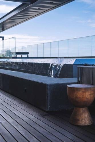 Table Mountain View Stylish one bedroom with stunning Lion’s Head & Table Mountain views
