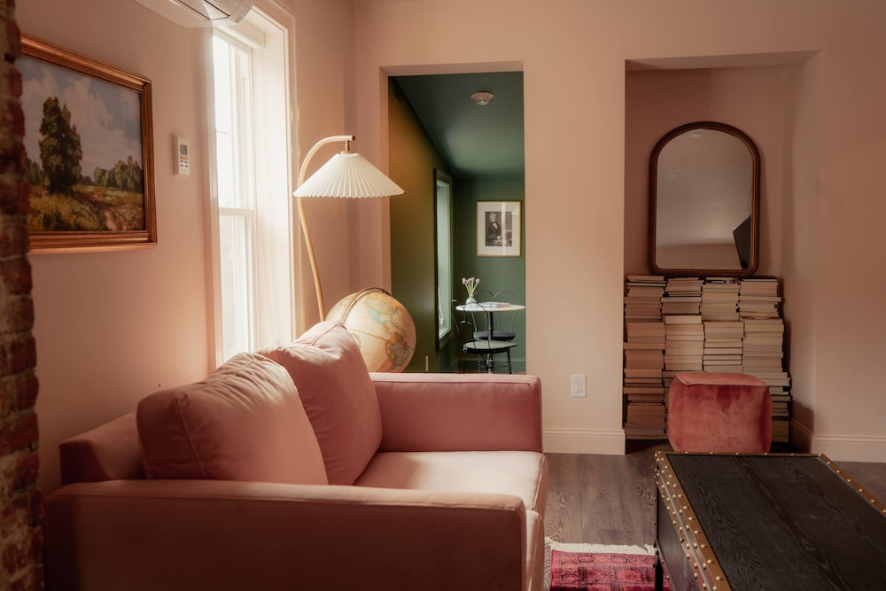 The Bookhouse Hotel - photo 9