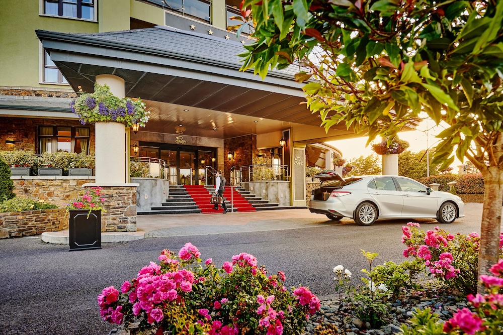The Rose Hotel - carbon neutral hotel in Tralee