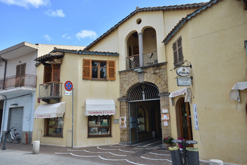 IzzHome Vittorio Emanuele in Pula, Italy